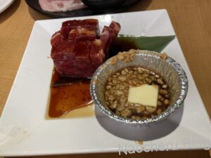 焼肉きんぐ、花咲きロースとカリバタ醤油