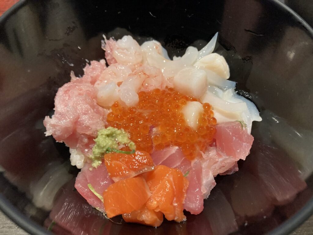 佳松苑 海鮮丼